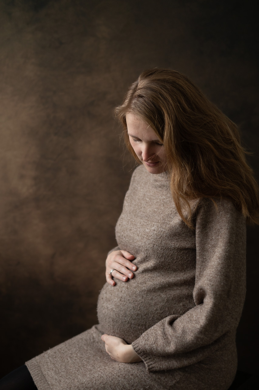 zwangerschapsshoot portret zwangerschapsfotografie fotograaf aalten marinke fotografie